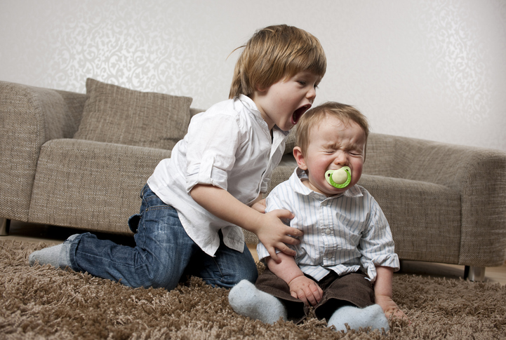 Tips For Parents On How To Deal With Sibling Rivalry